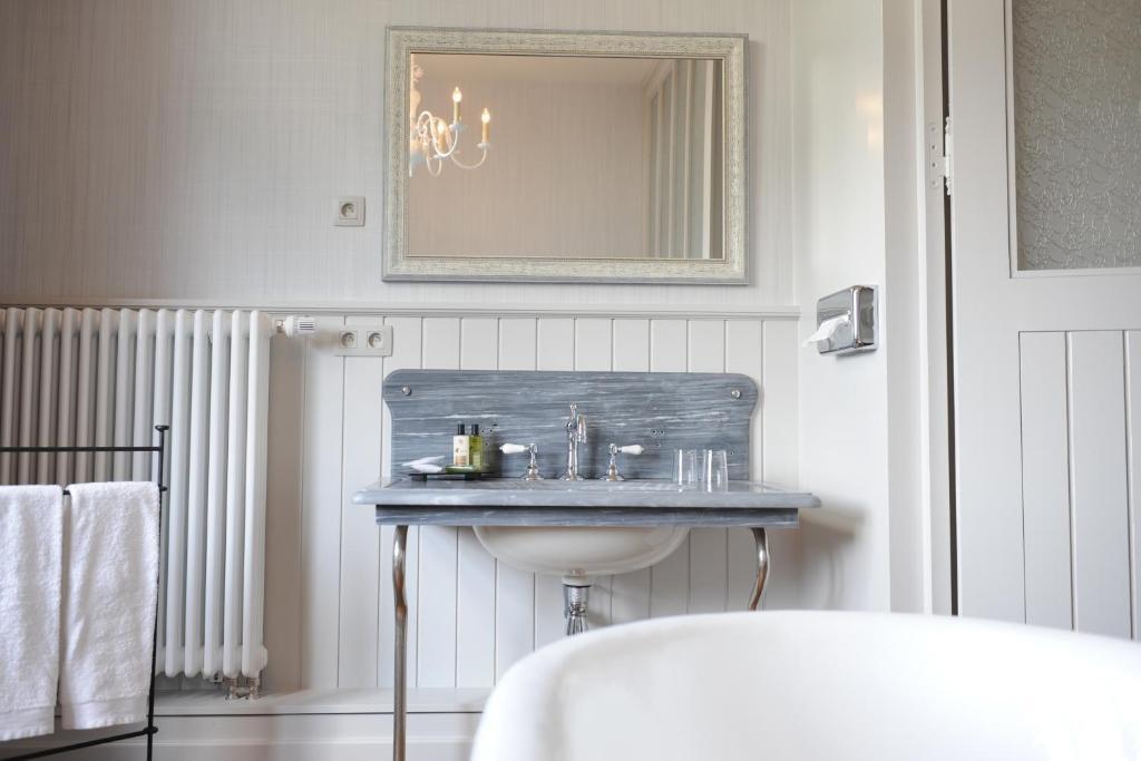 Charmehotel Villa Saporis Hasselt Quarto foto